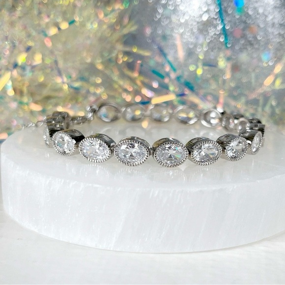 Park Lane Oxford Bracelet! BNIB!! Limited Edition! Sold Out!!! - Picture 3 of 8